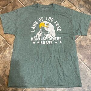 Men's 'Land of the Free' Eagle Graphic Short Sleeve Tee - Green